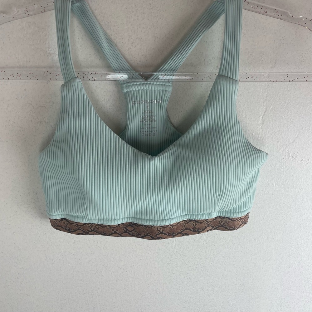 Carbon38 Light mint Ribbed sports bra